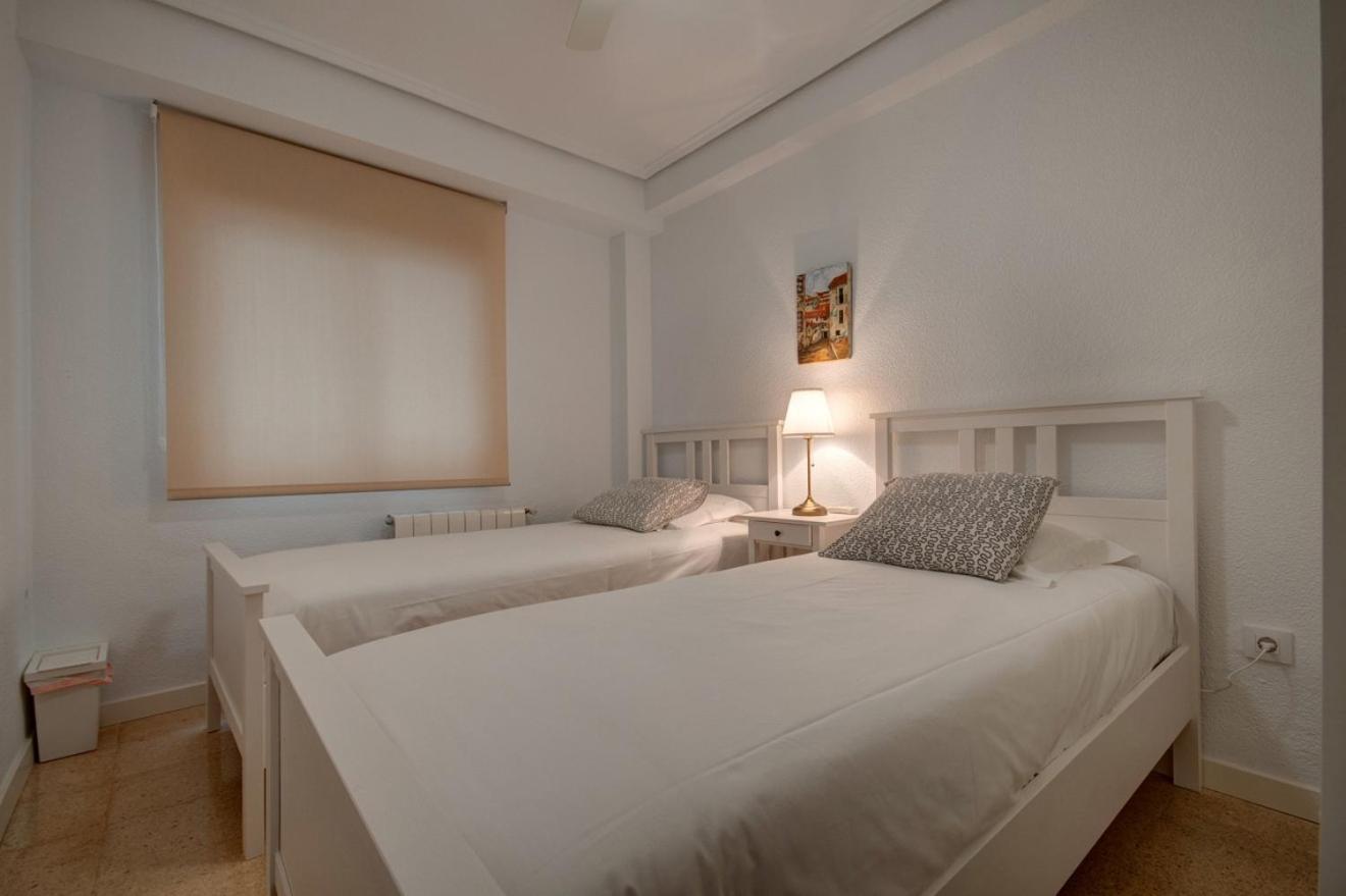 Appartamento Beds & Breaks Ferrero Valenza Esterno foto