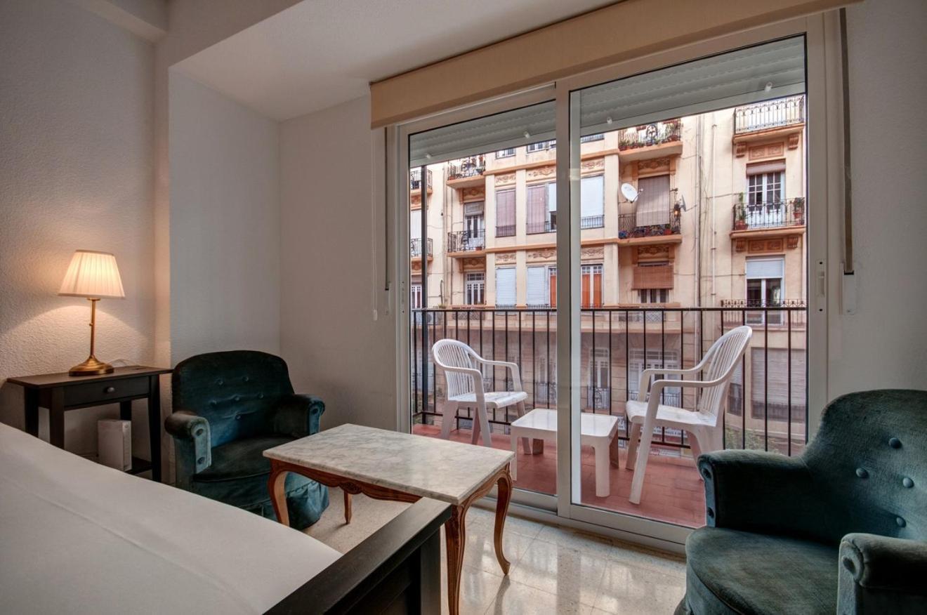 Appartamento Beds & Breaks Ferrero Valenza Esterno foto
